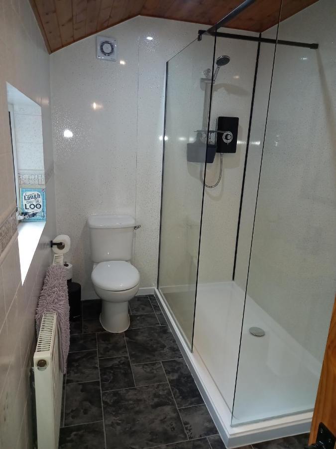 Hilltop Cottage/ Penrhiw Holiday home