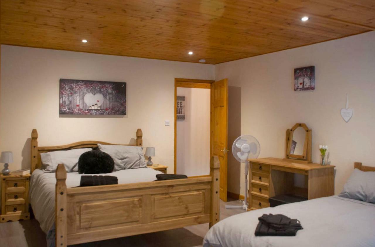 Hilltop Cottage/ Penrhiw